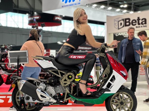 eicma2023-026631E0150-C326-4FA3-46DD-313455245B97.jpg